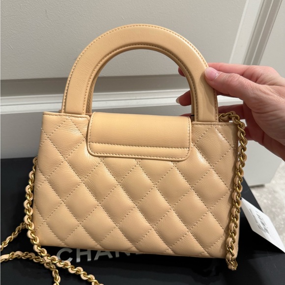 Chanel Beige Shiny Crinkled Quilted Leather Mini Shopping Bag NEW - Picture 4 of 16